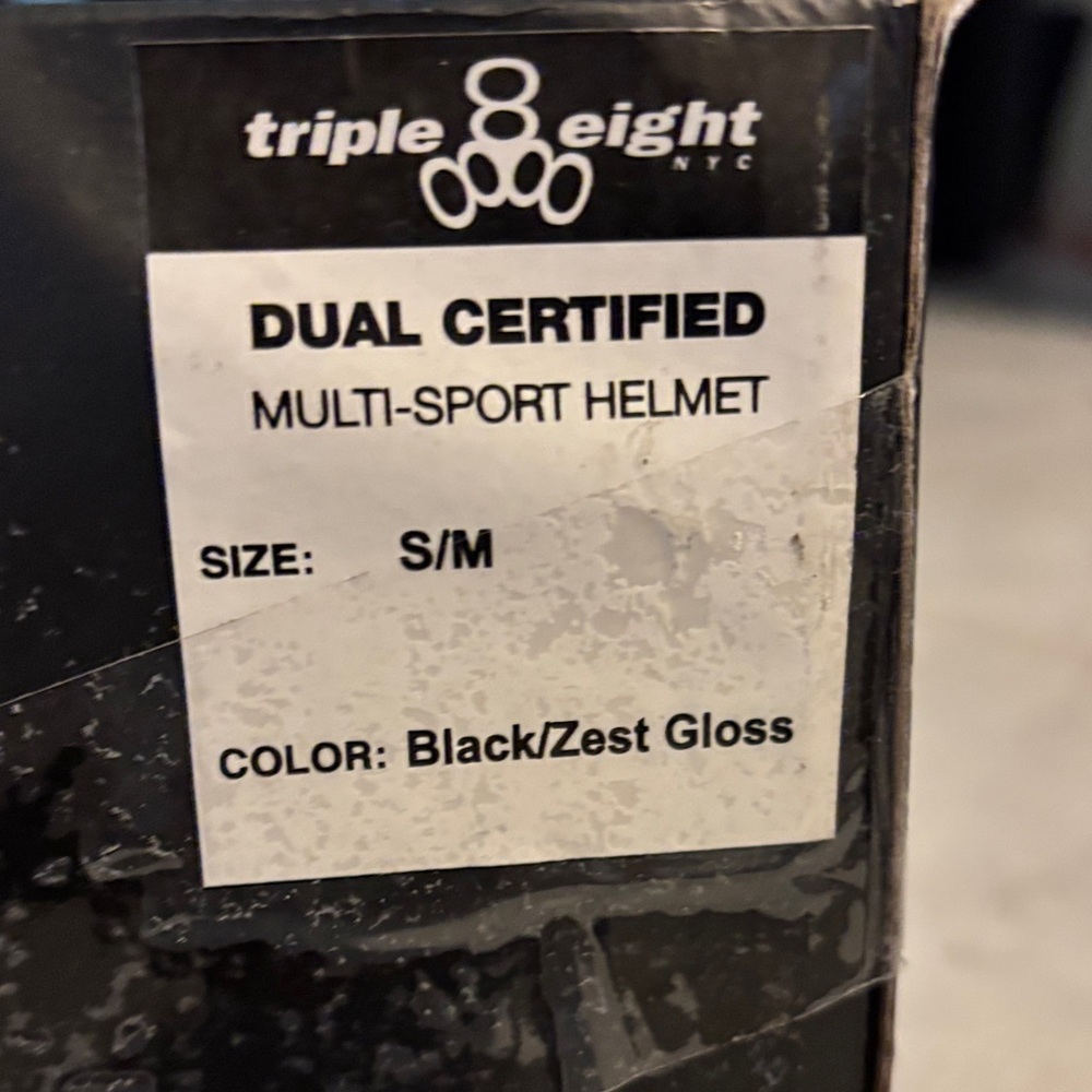 Dual Certified Helmet - Black Zest Gloss - Picture 2 of 4